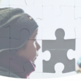 La scomparsa dei bambini e degli adolescenti nell’era del digitale e dell’intelligenza artificiale